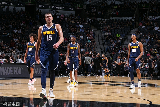 NBA常规赛,约基奇三双助掘金轻取马刺