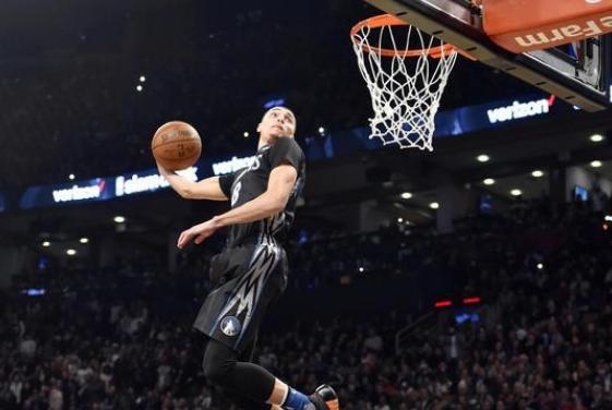 拉文扣篮大赛冠军公牛击败尼克斯